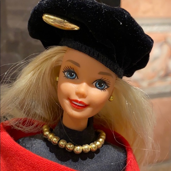 Donna Karan Limited Edition Bloomingdales Barbie - Picture 7 of 16